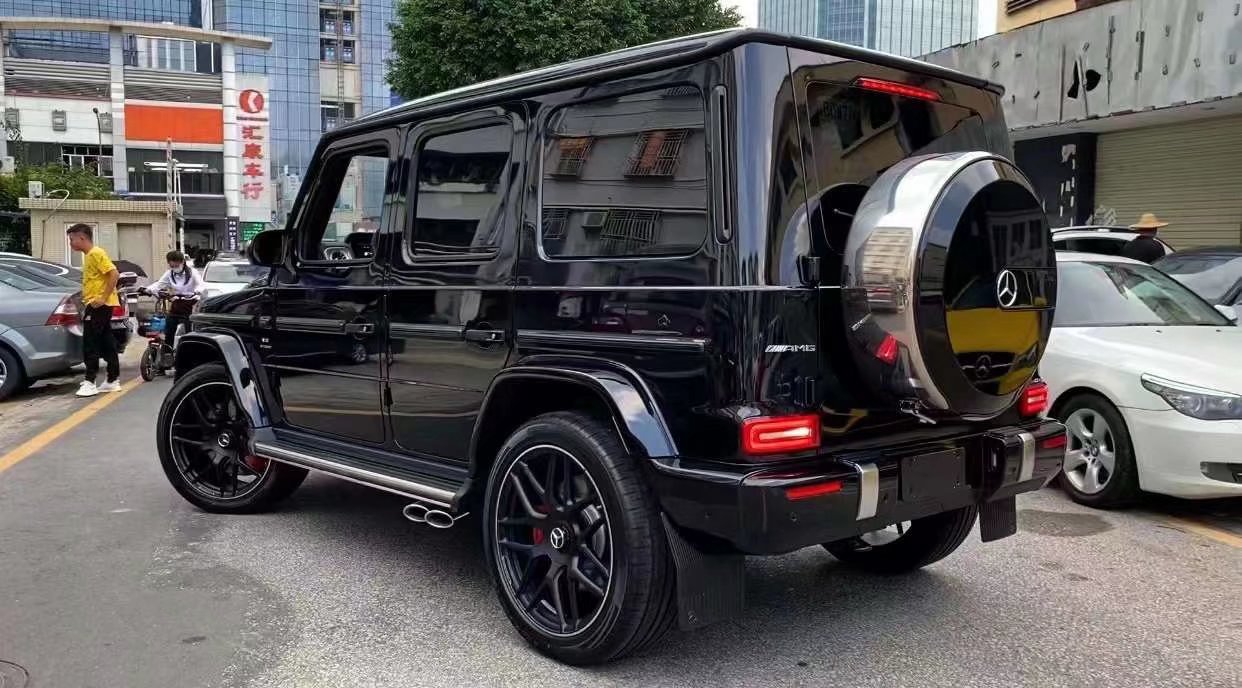 奔馳G63 提新車(chē) 換原廠22寸 AMG完工