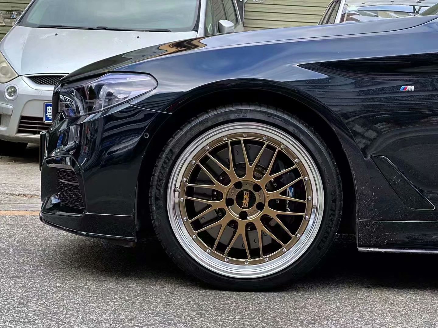 寶馬5系 ，換全新日本BBS LM  20寸 限量金 DG-BKBD 超級帥