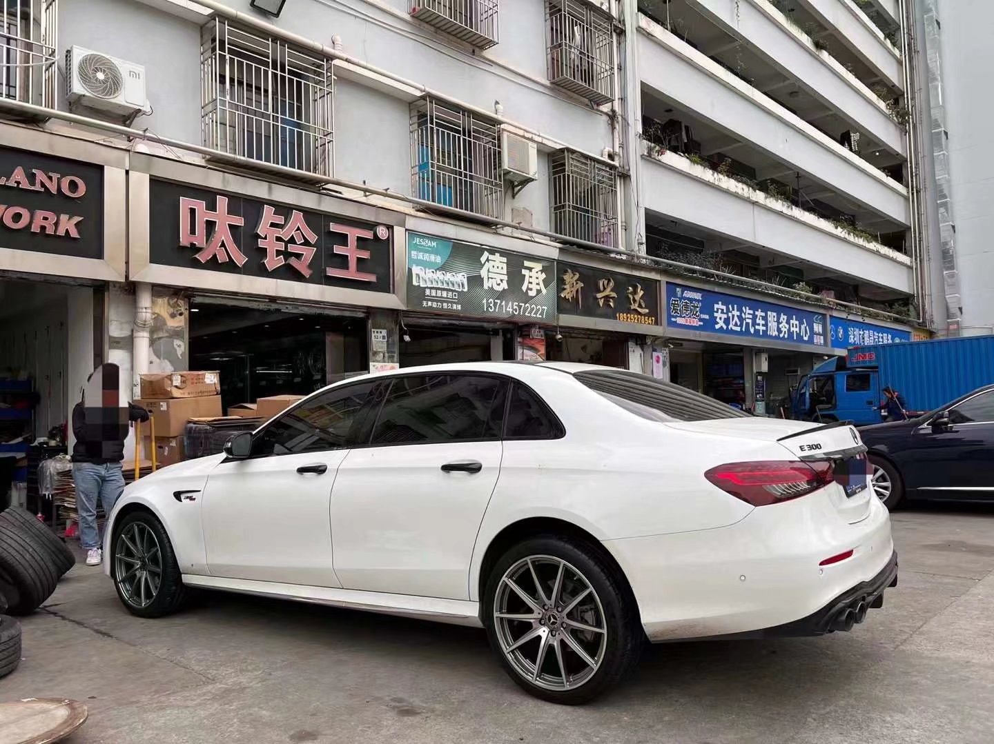 奔馳E，換TLFW鍛造定制 20寸 搭配米其林PS4S 完工