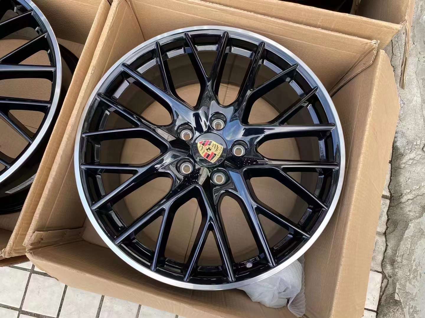 保時(shí)捷 Panamera 21寸 Sport design原廠(chǎng)正品新車(chē)拆下