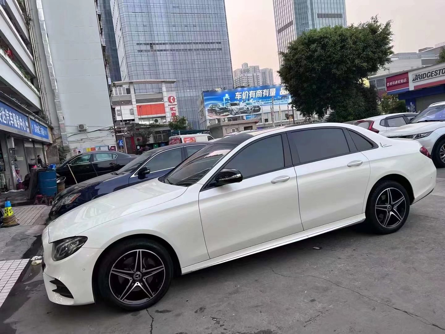 奔馳E，升級原廠AMG 18寸完工