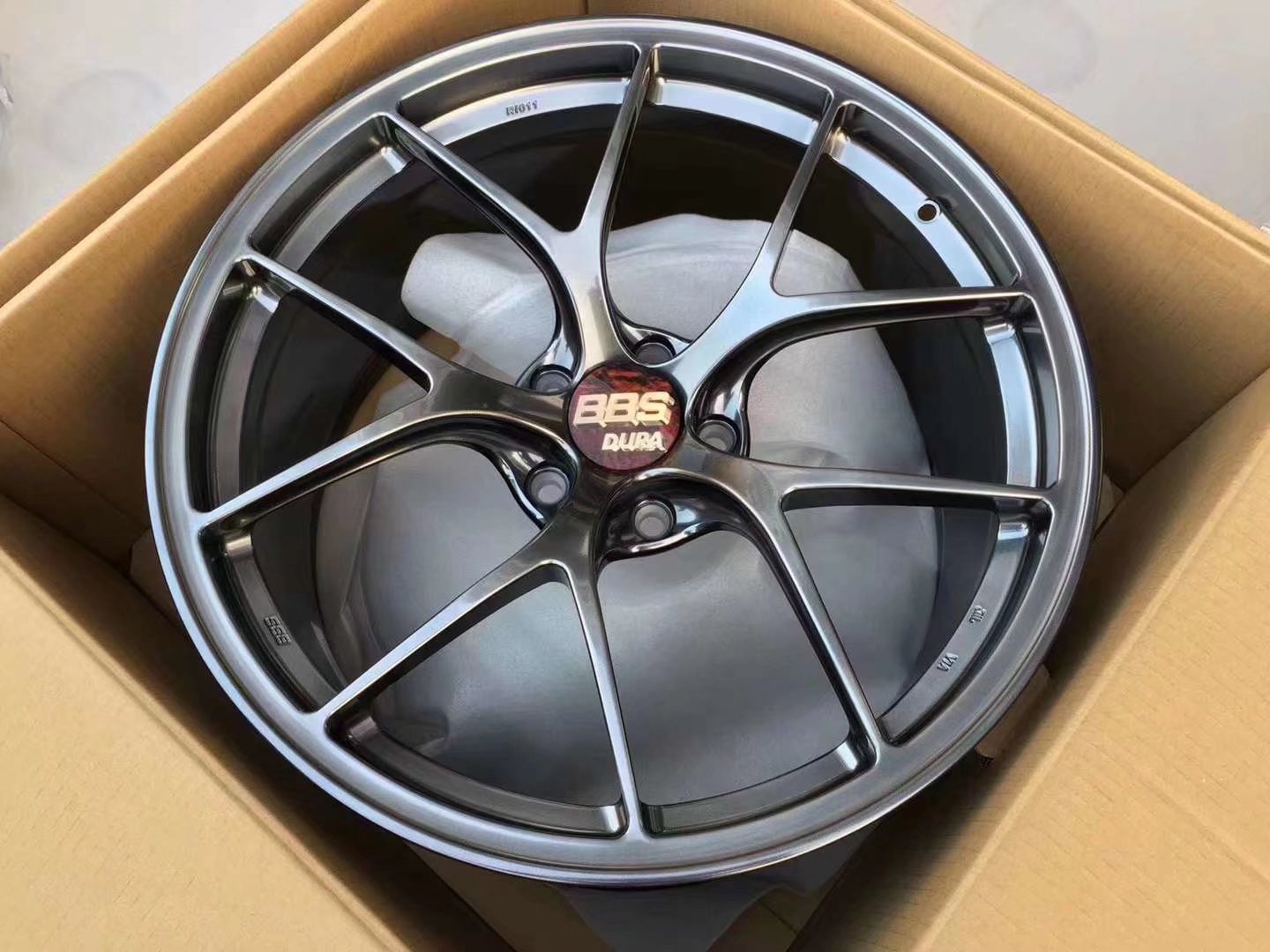 全新日本正品BBS RID DB顏色數(shù)據(jù)# 19寸