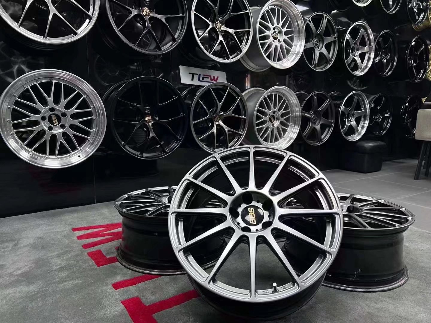 正品 BBS FS DB色 鍛造 拆車數(shù)據(jù) # 19寸
