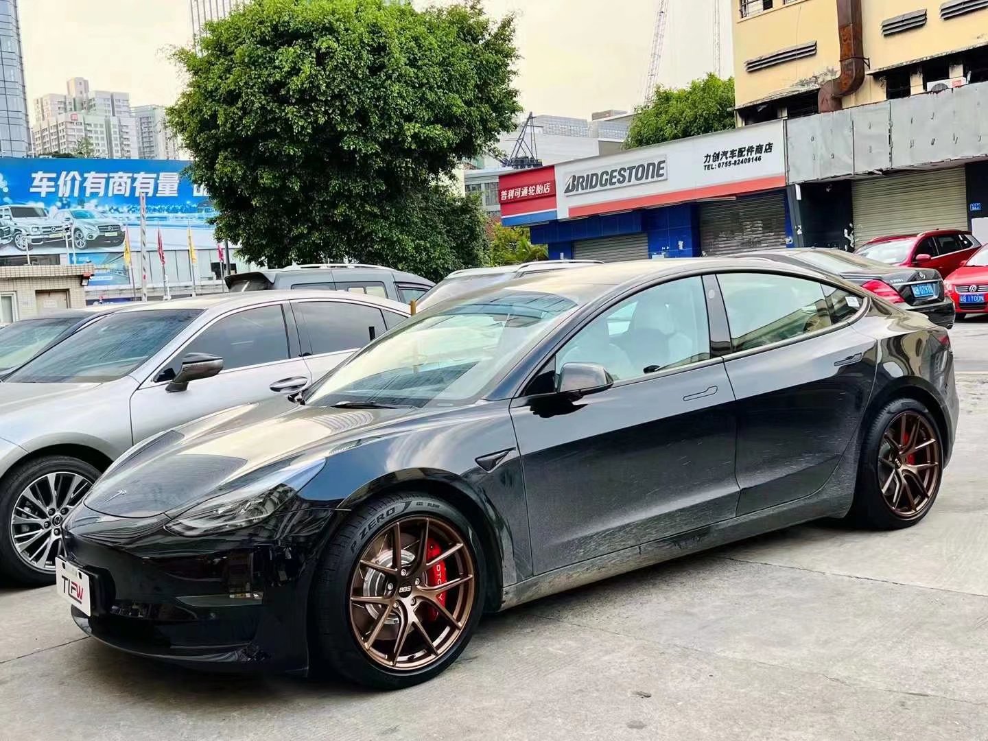 特斯拉Model 3換 TLFW鍛造定制19寸完工