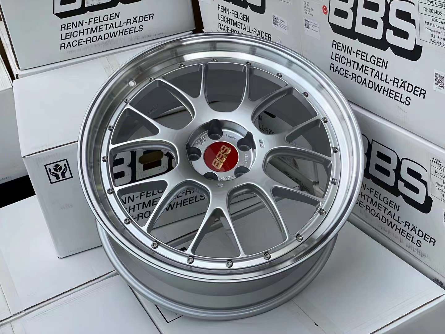 日本BBS LM-R雙片鍛造21寸9J ET32 5×114.3 DS銀