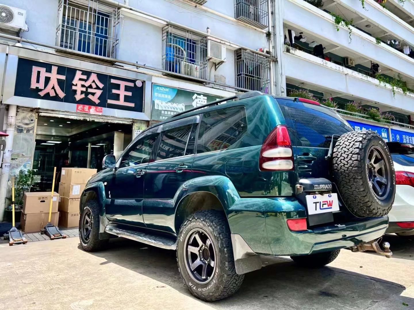 霸道，換TLFW鍛造定制 17寸完美齊邊數據 完工 深凹造型，非常好看