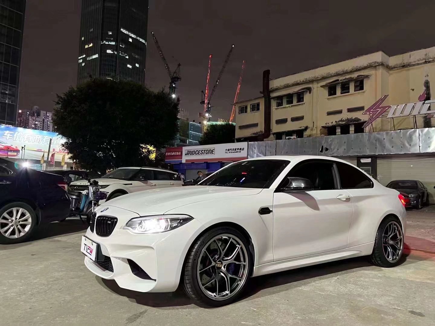 寶馬M2 換TLFW鍛造定制19寸完工