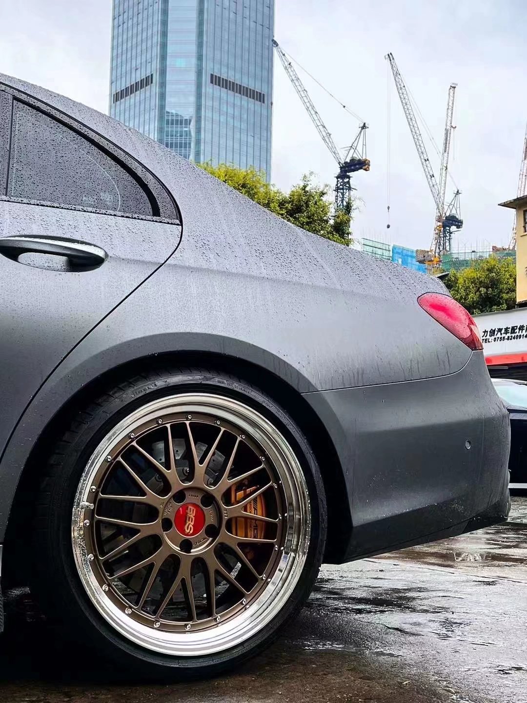 奔馳E53換BBS LM 20寸MBZ 古銅完工